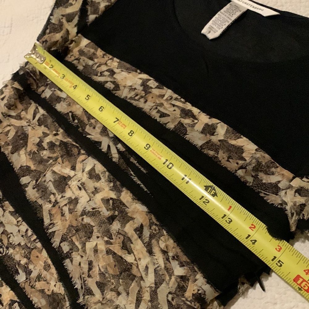 Diane Von Furstenberg rough edge tiered dress. Vintage Contemporary Classic - Picture 12 of 15